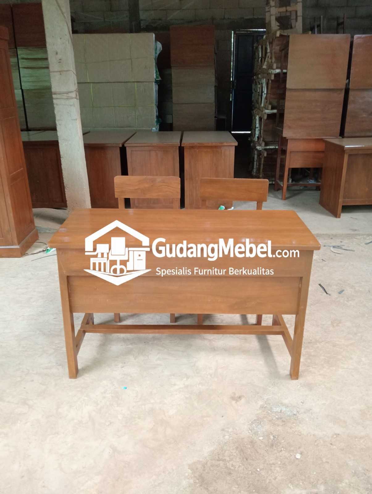 furnitur Kampus